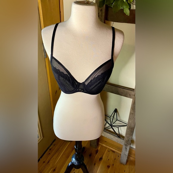 💥Chantelle Underwire Bra Black💥 - Picture 1 of 9